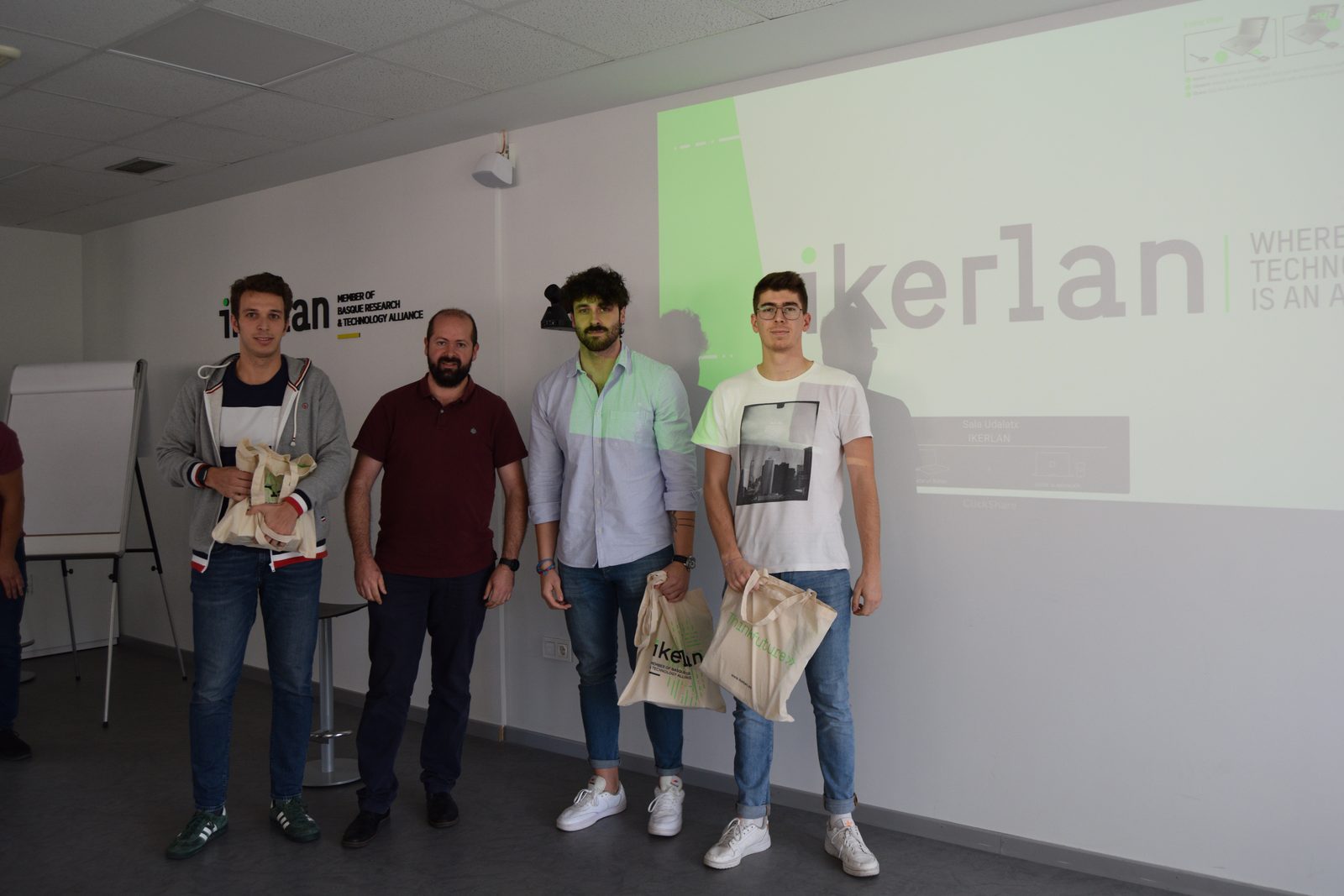 Equipo participante en el I Concurso de Ideas